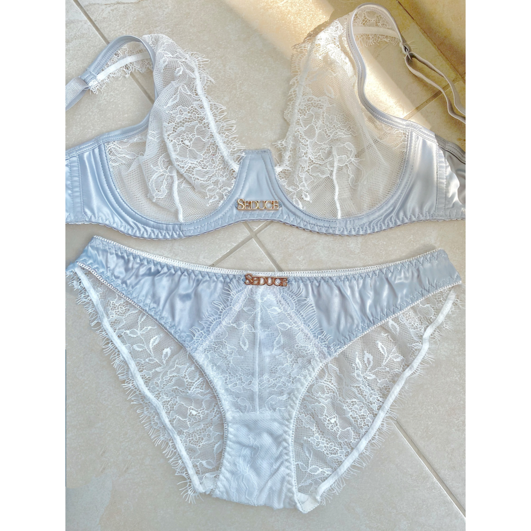 WHITE ADEELA SET