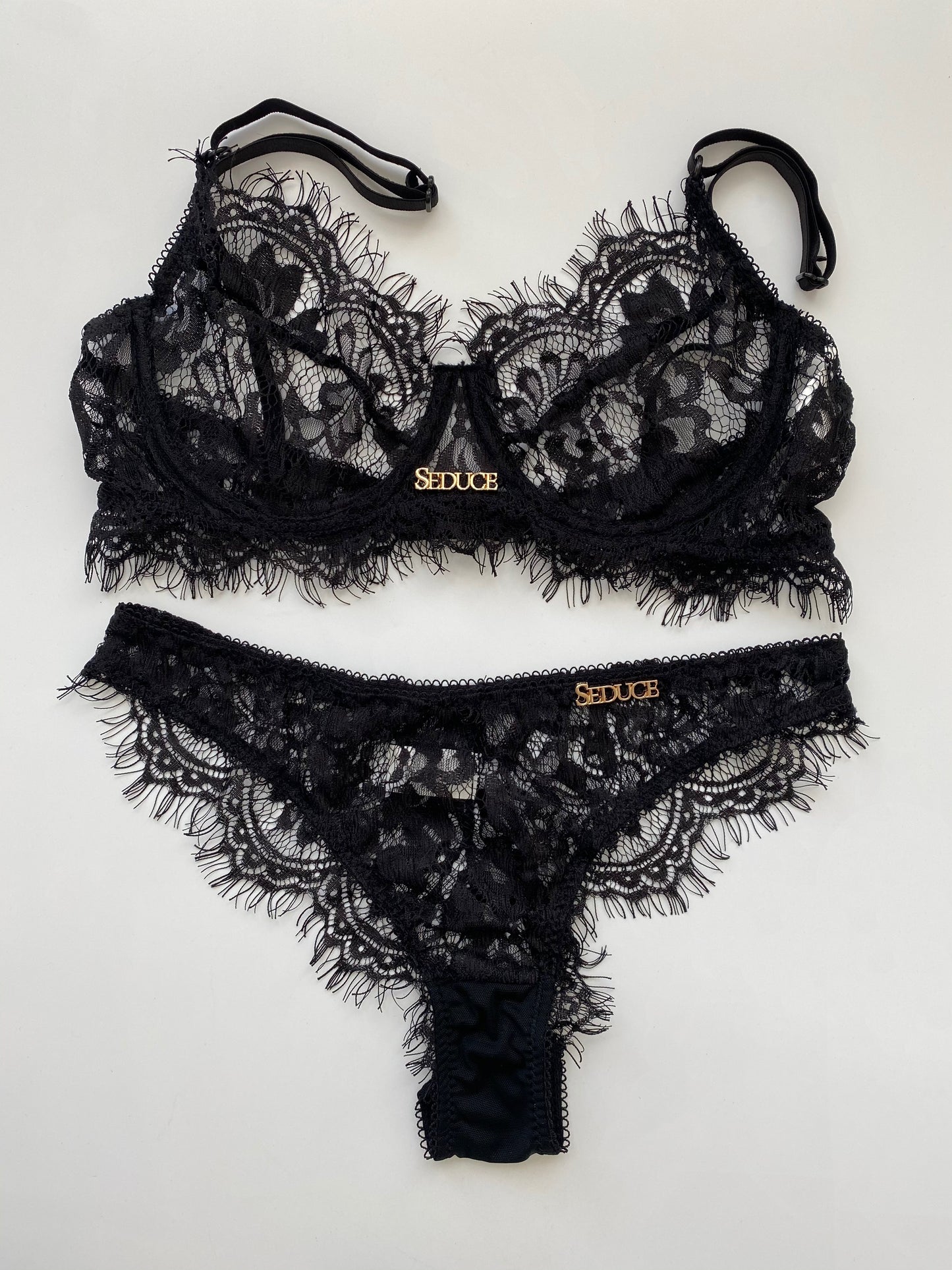 Tang i zi Lacey