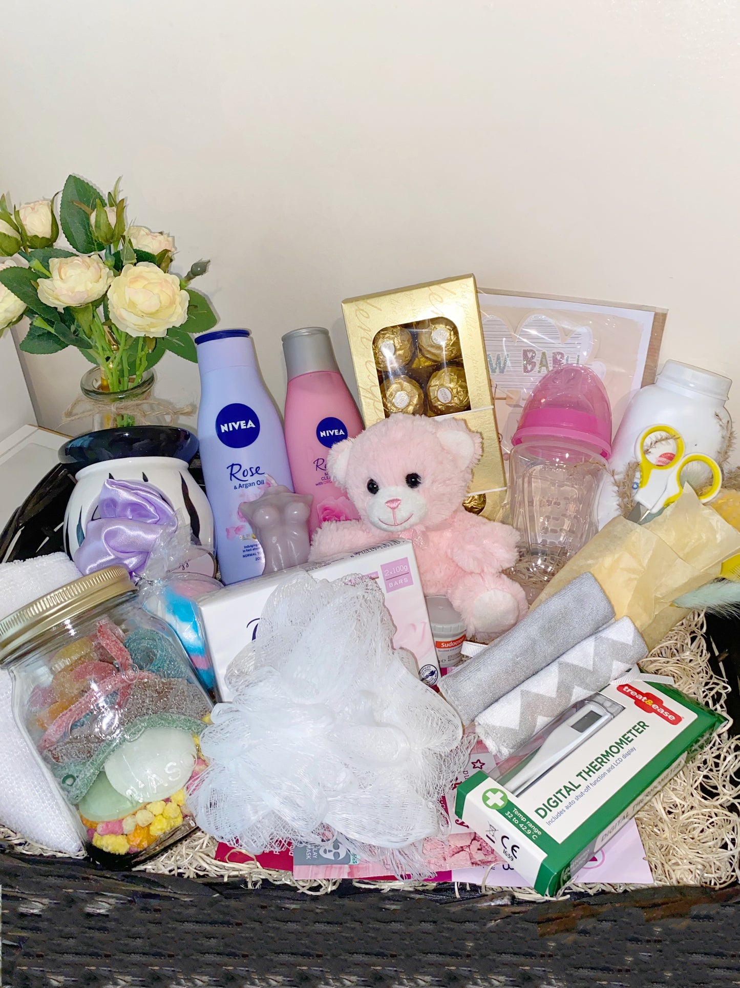 Mum & Newborn Mega Hamper