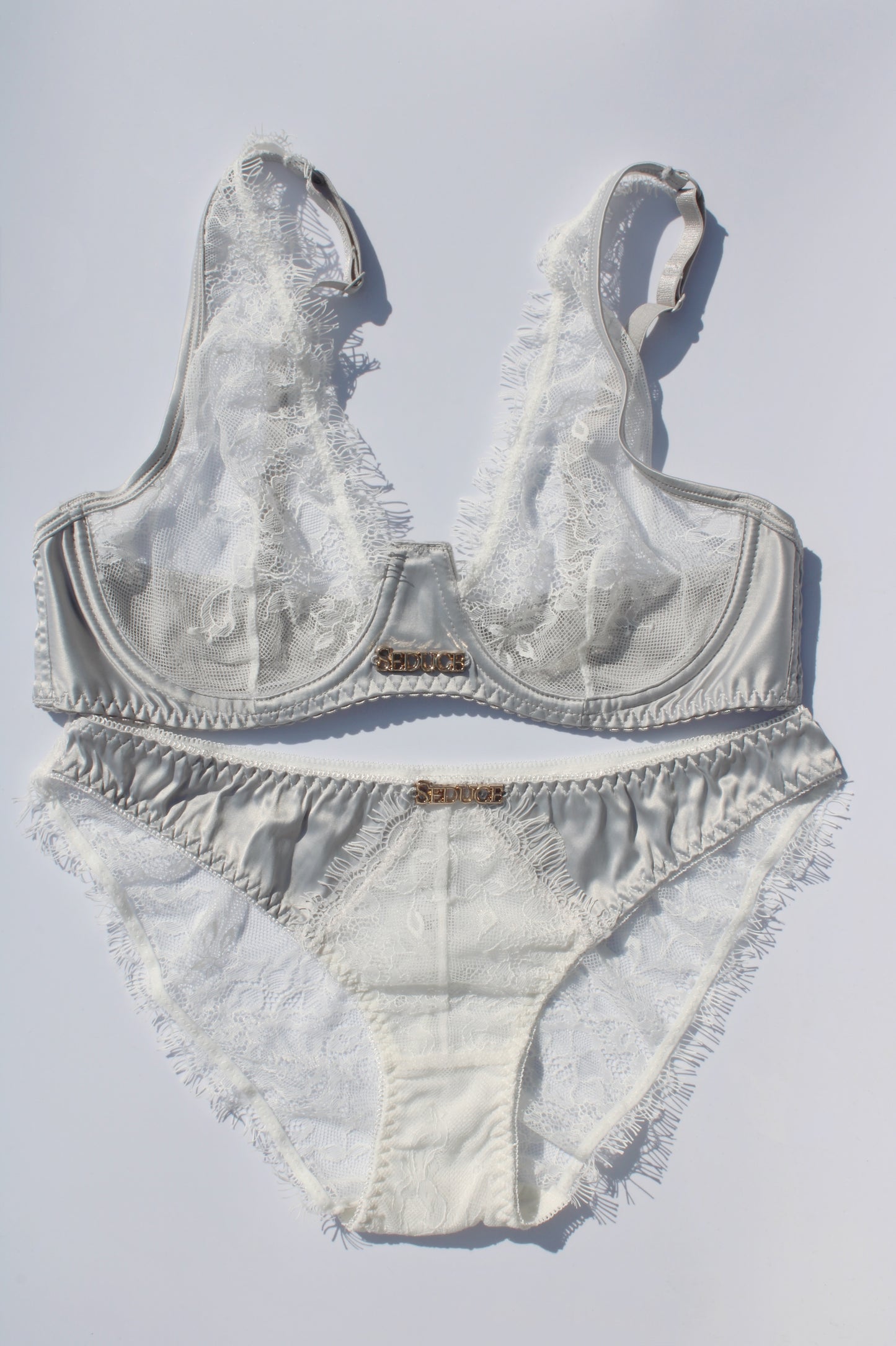 WHITE ADEELA SET